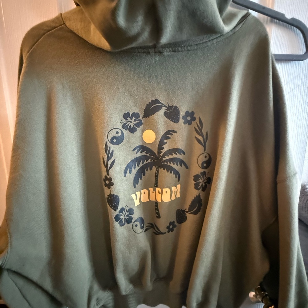 Volcom hoodie